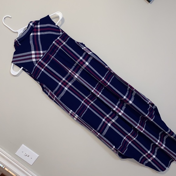 Rails Plaid Sleeveless Vest - Picture 8 of 9